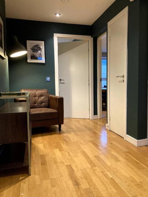 글라스고 Stylish 2 Bed Accessible Flat Perfect Location 아파트 외부 사진